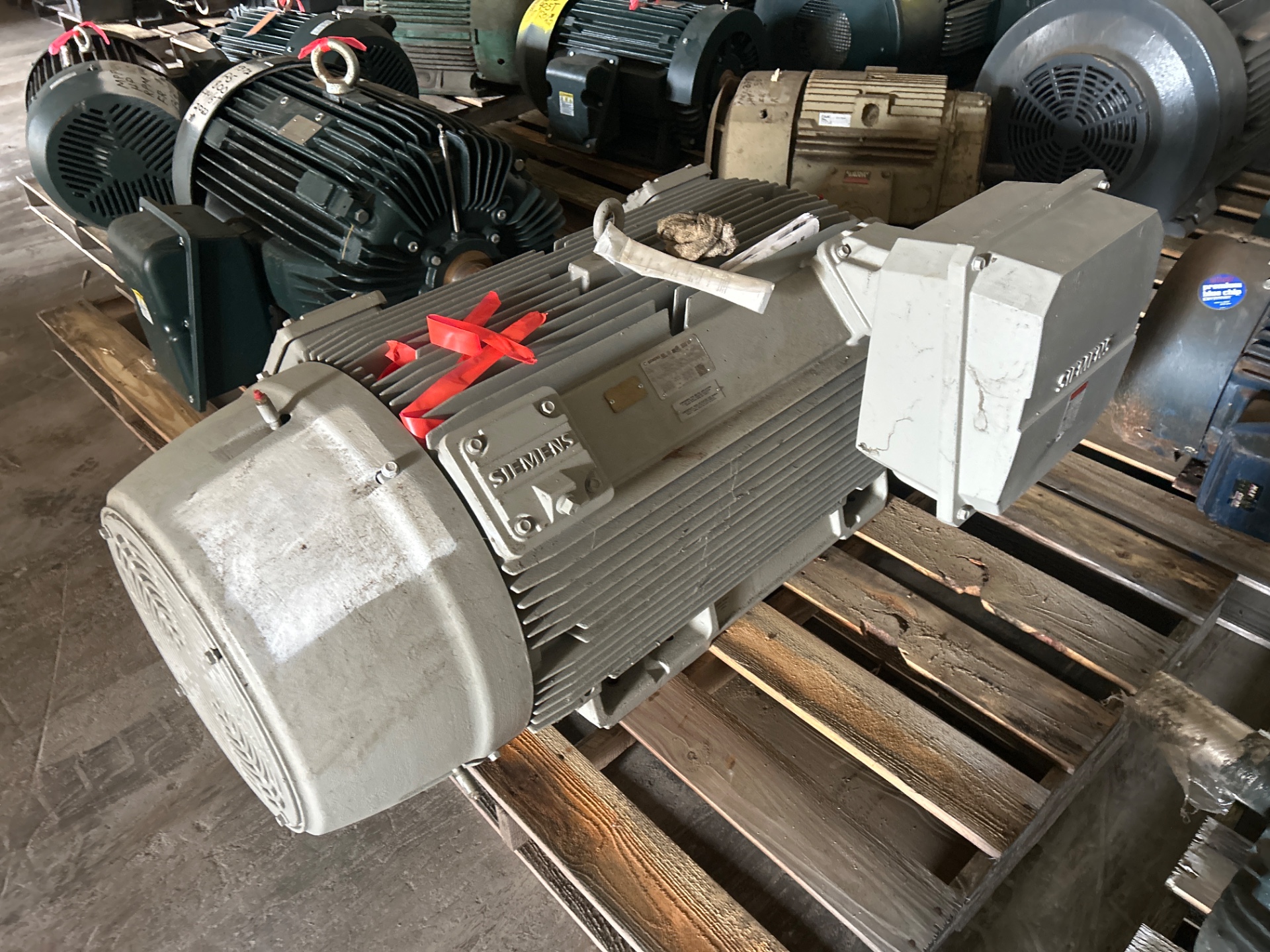 Q2-B22-T0196SD2-2 inventory photo