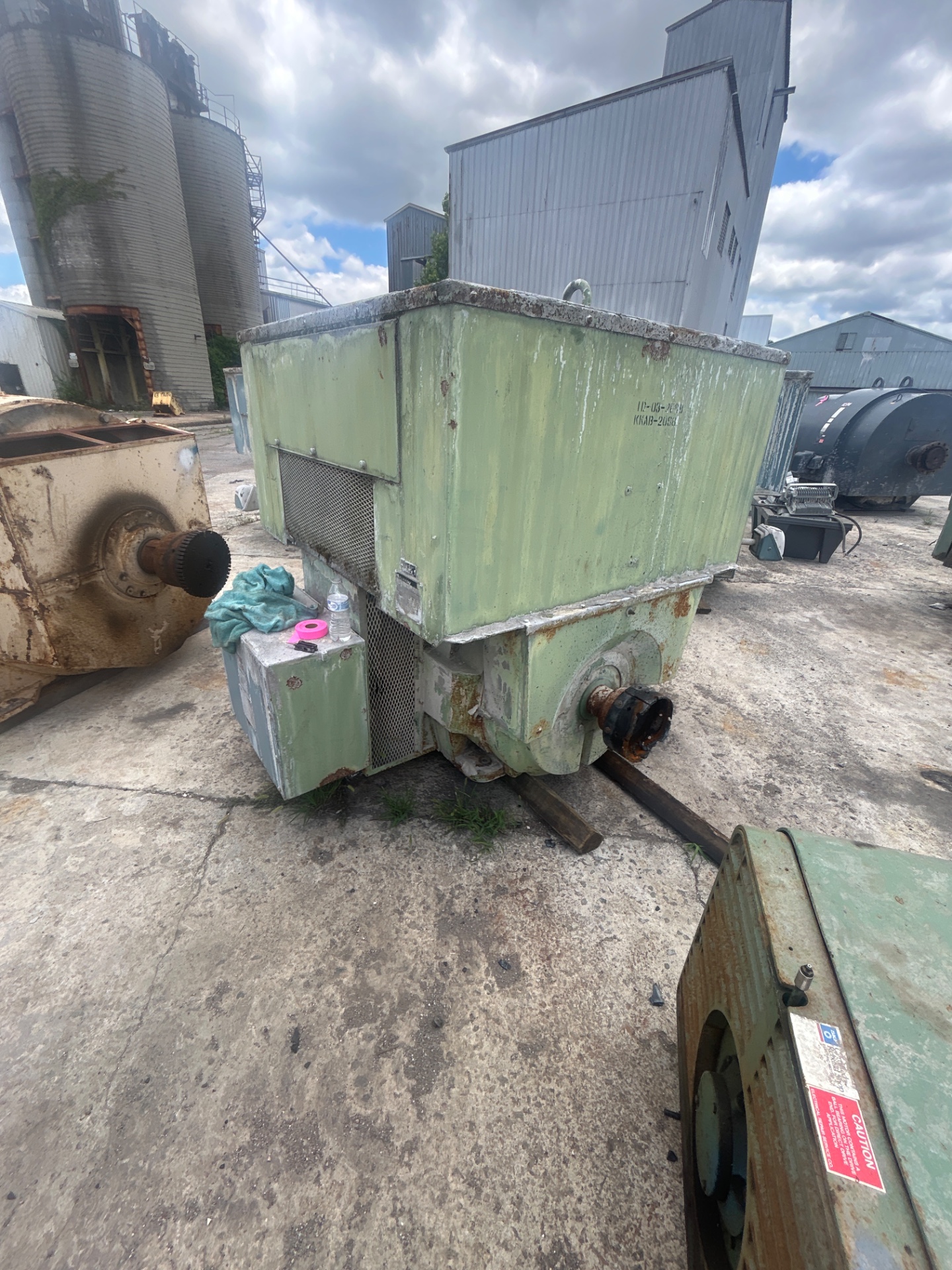 AC-Horizontal inventory photo