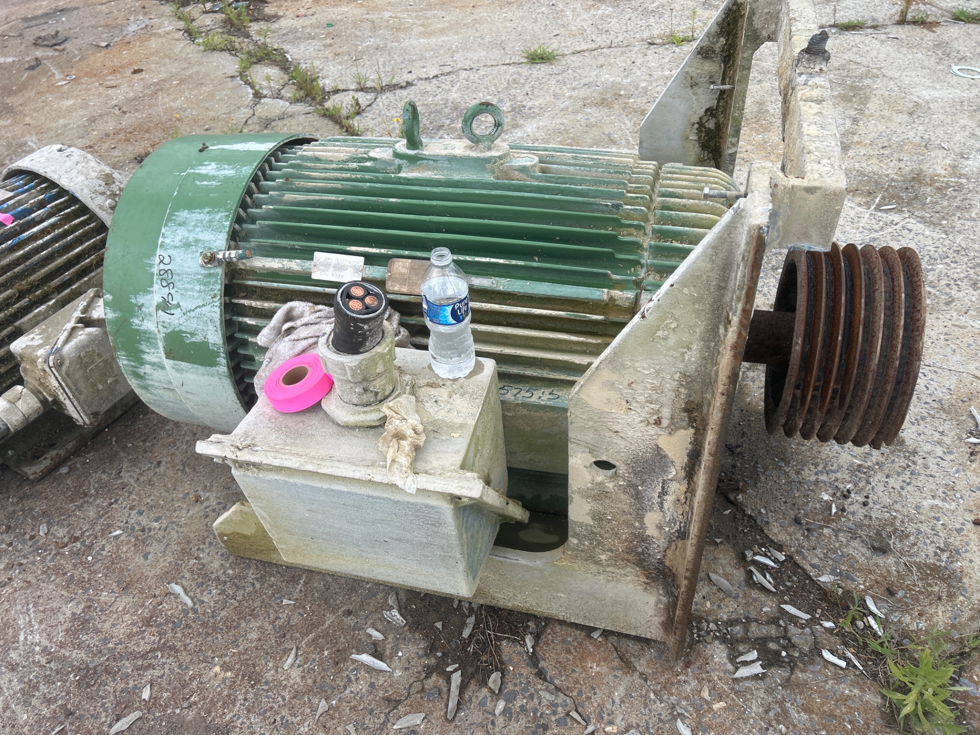 AC-Horizontal inventory photo